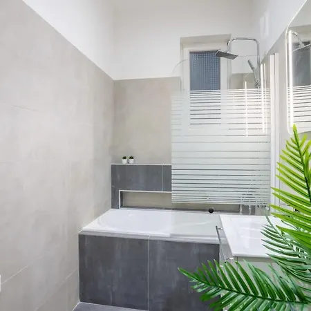 Apartament New Spacious & Budapesta