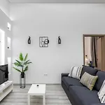 New Spacious & شقة