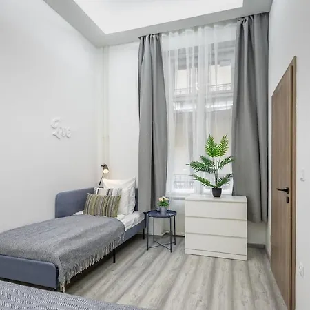 New Spacious & Apartmán *