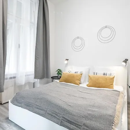 New Spacious & Апартаменты *